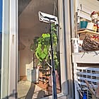 手軽なアイデアからしっかり掃除できる方法まで！これでスッキリ網戸掃除のアイデア