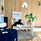 リラックスできる空間づくりに♪毎日がもっと心地よくなるIKEAのアームチェアがある暮らし