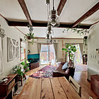 【写真でルームツアー】植物と自然素材が織りなす心地よい暮らし。67さんのお家をご紹介！