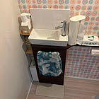 【すきま活用アイデア】10cmの隙間がトイレ収納に！100均ファイルボックスを活用した工夫 by moo-miiさん