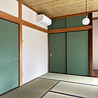 お部屋の印象がガラリと変わる！きっと参考にしたくなるふすまリメイク