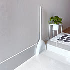 玄関の床をきれいに保つ工夫5選！掃き掃除・拭く習慣・ラクな道具