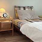 暮らしに寄り添う色や肌心地。無印良品のベッドリネンカタログ