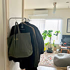 限られたスペースを有効活用！スリムで収納力のあるコートハンガーの実例6選