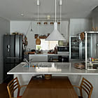 「ステンドグラス照明がアクセント。使い勝手とお気に入りが共存する、愛着あふれるキッチン」 by siosai10さん