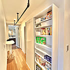 限られたスペースでも収納力を上げる！あると便利な廊下収納のアイデア6選