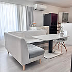 食事もくつろぎも1つの空間で叶う！いろいろなレイアウトで楽しむ、ソファダイニングのある暮らし