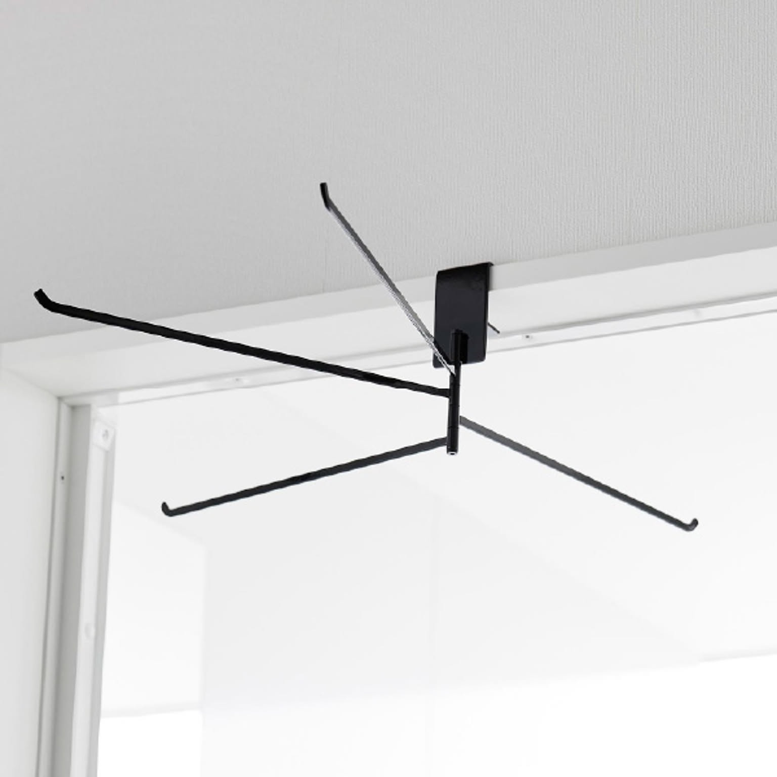 ハンガーラック・コートハンガー