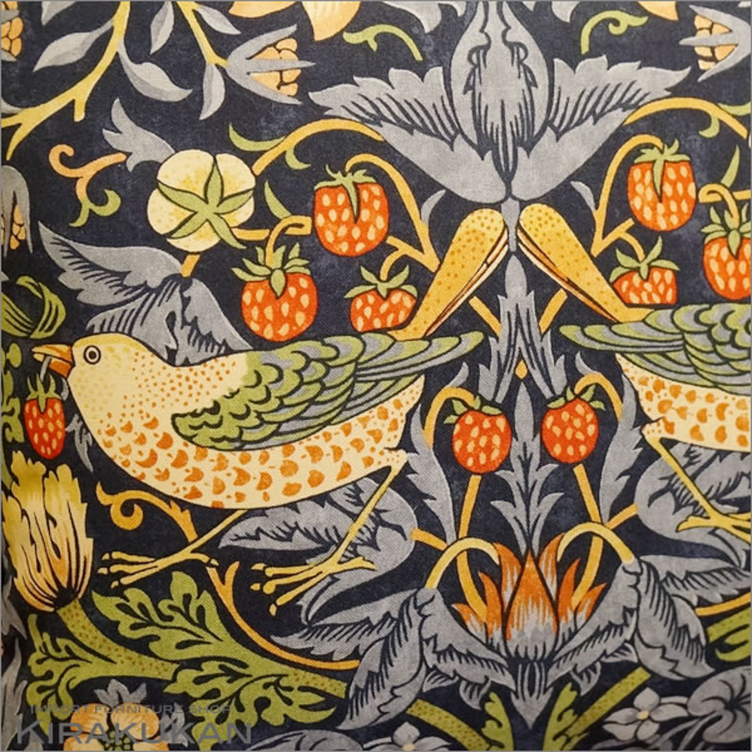 ウィリアムモリス いちご泥棒313 クッションカバー45 英国製生地使用