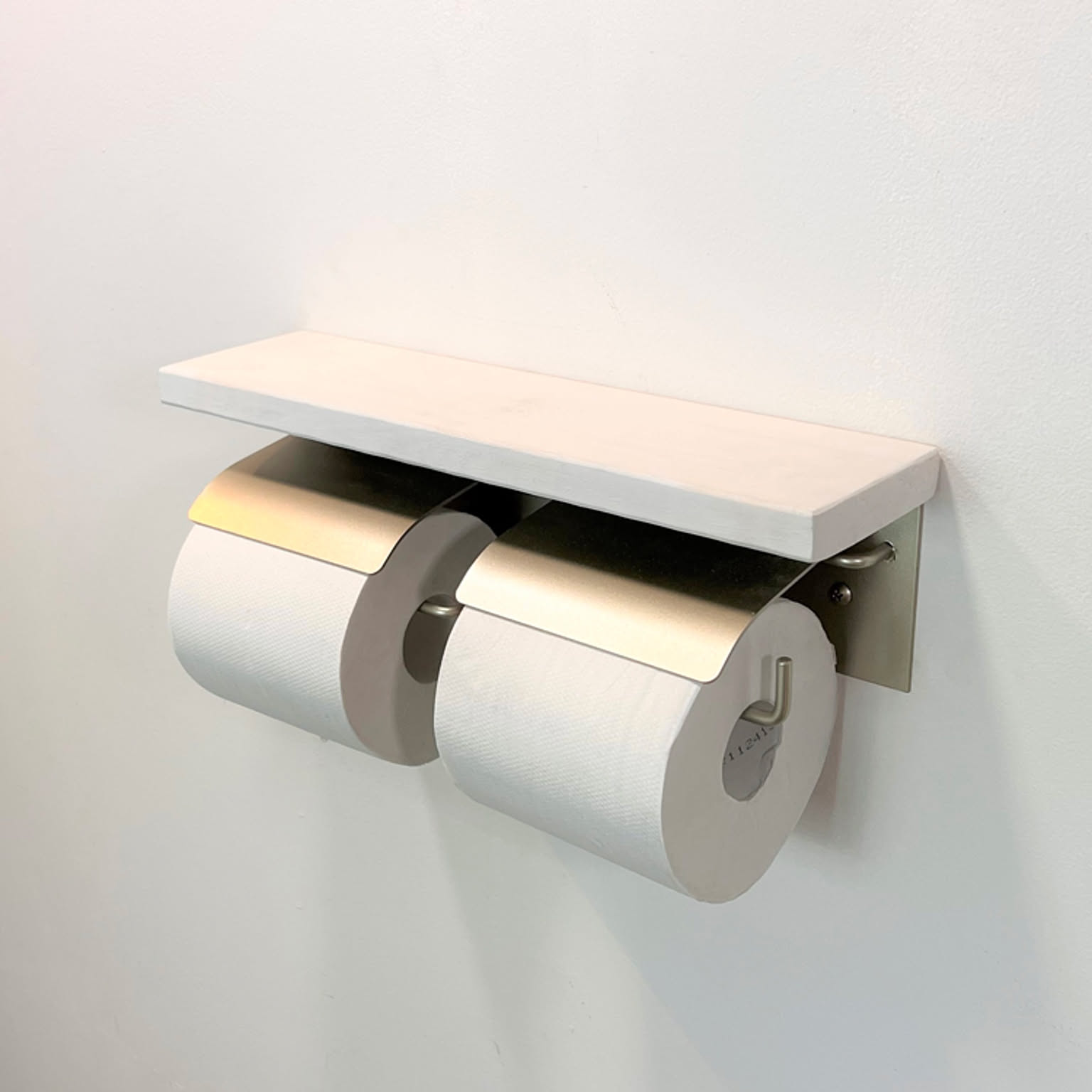 トイレットペーパーホルダー