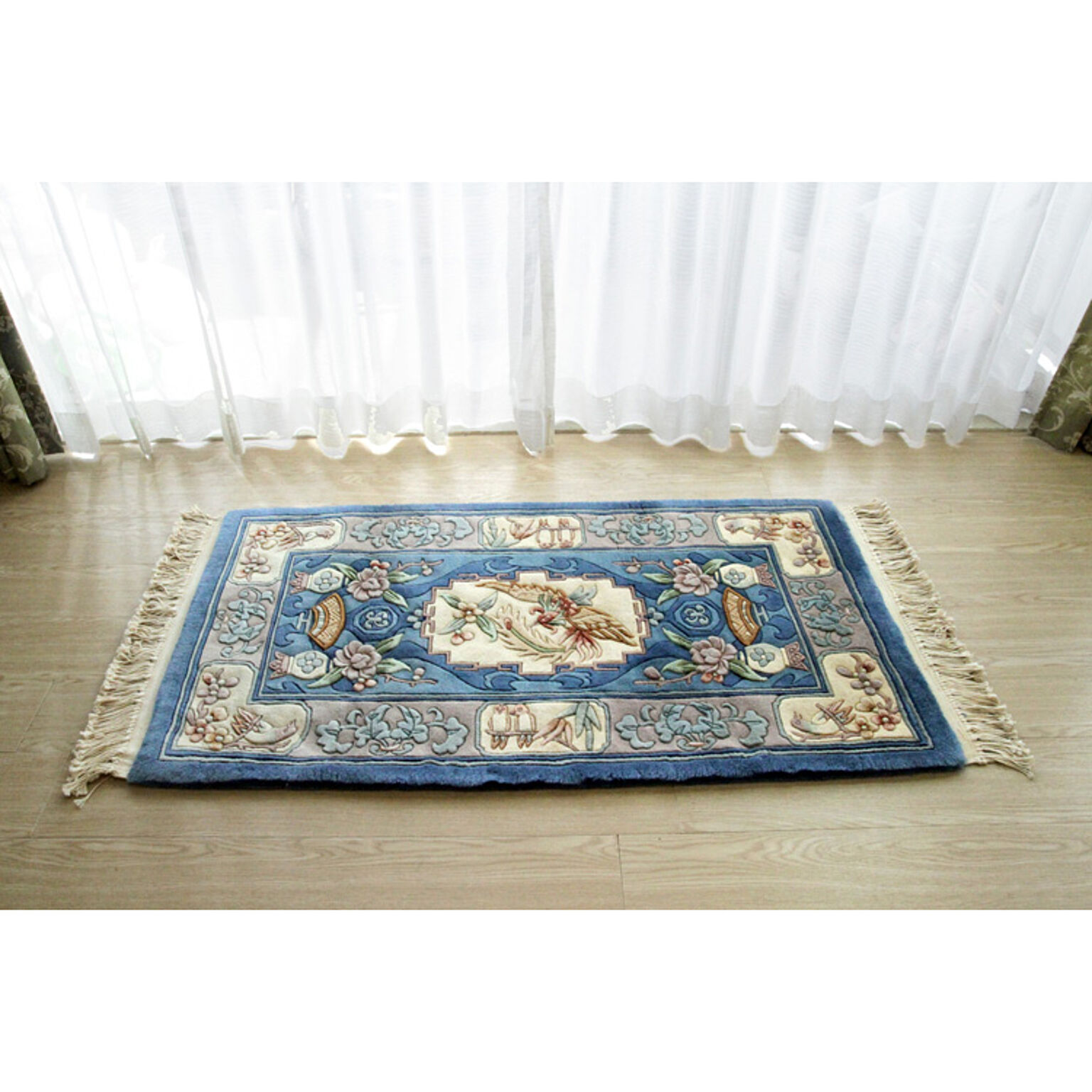 高級手織り緞通 上質のウールを使用した手織り絨毯 ＃236 69×122cm