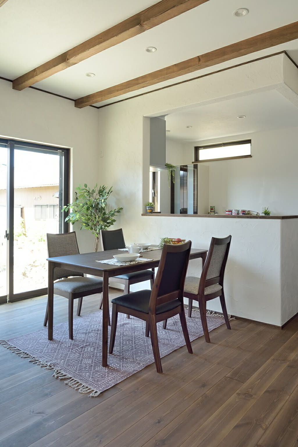 ダイニングチェア