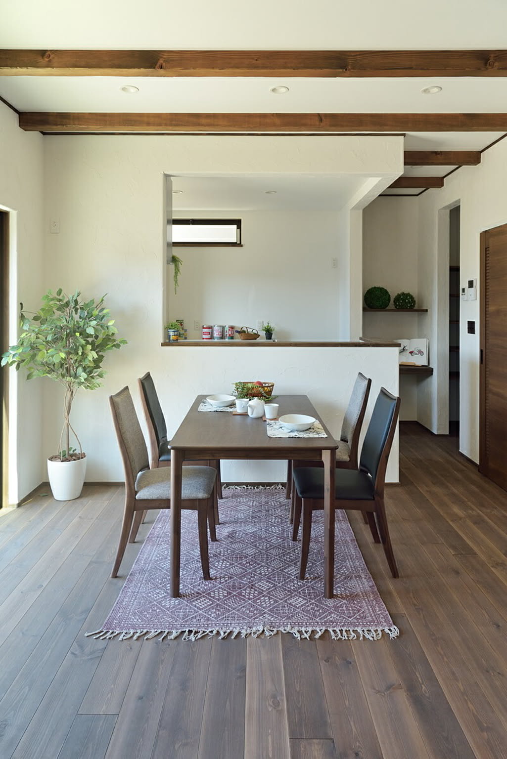 ダイニングチェア