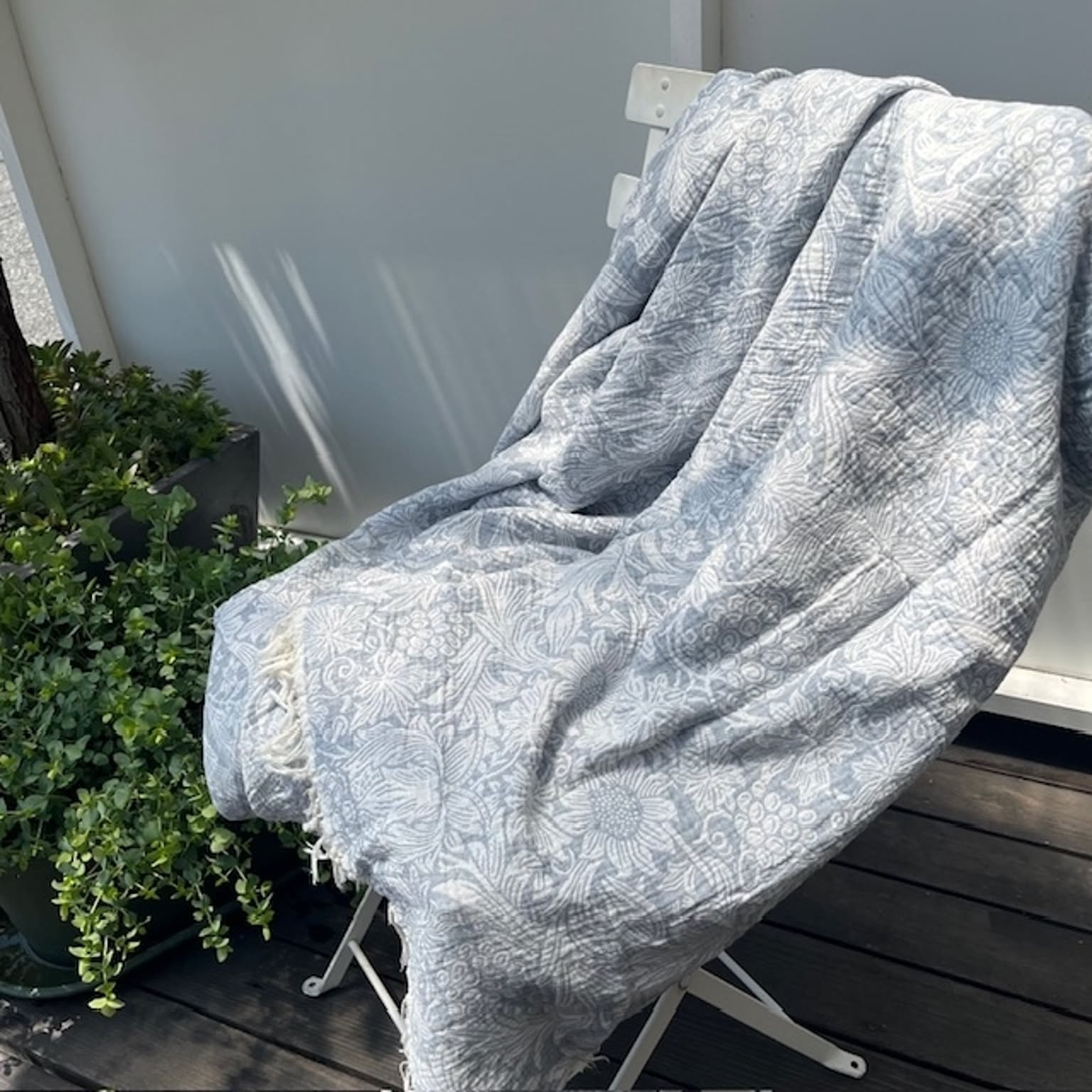 KLIPPAN クリッパン ガーゼコットンスロー サンフラワー  ブルー 140×200cm　ウィリアム・モリス　正規品