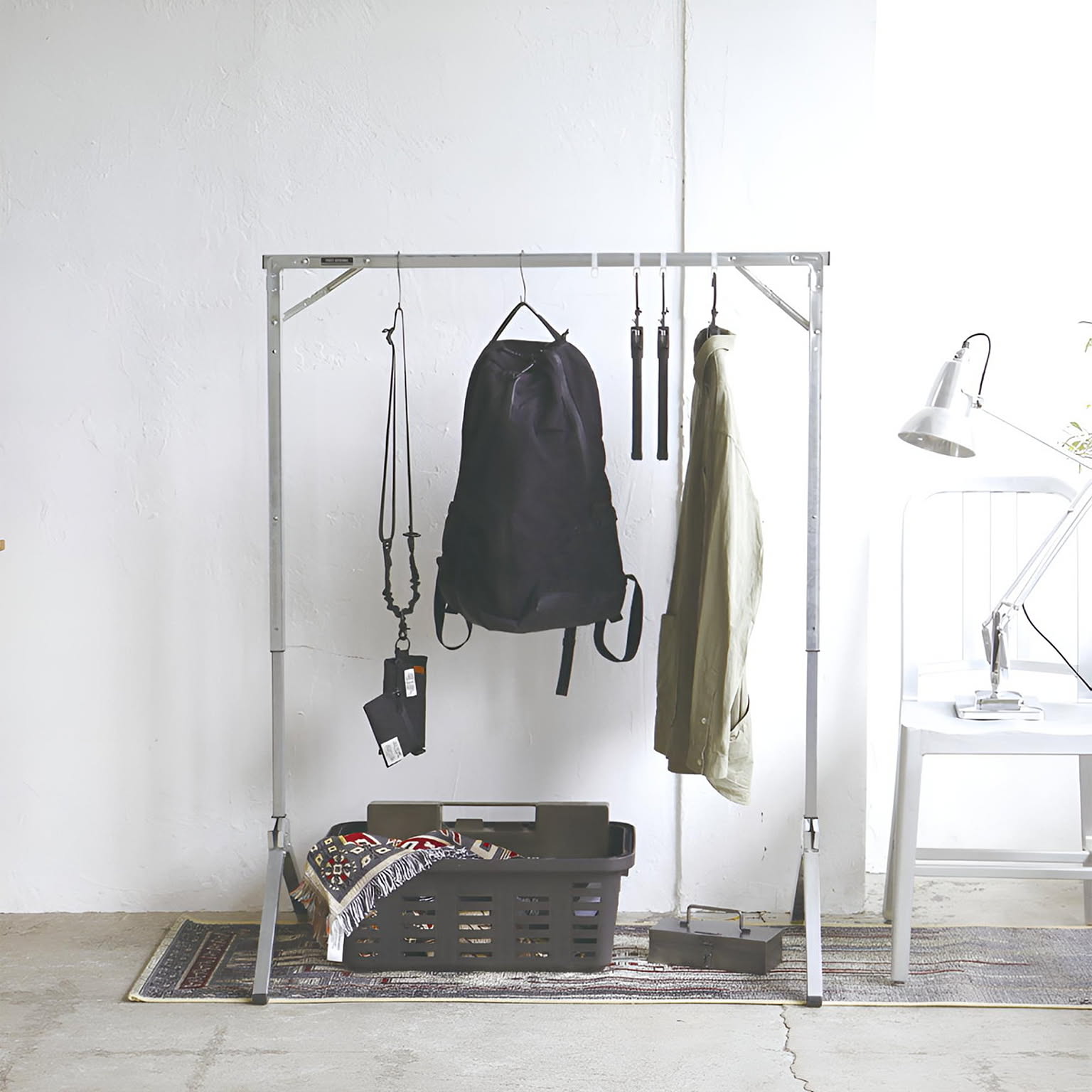 ハンガーラック・コートハンガー