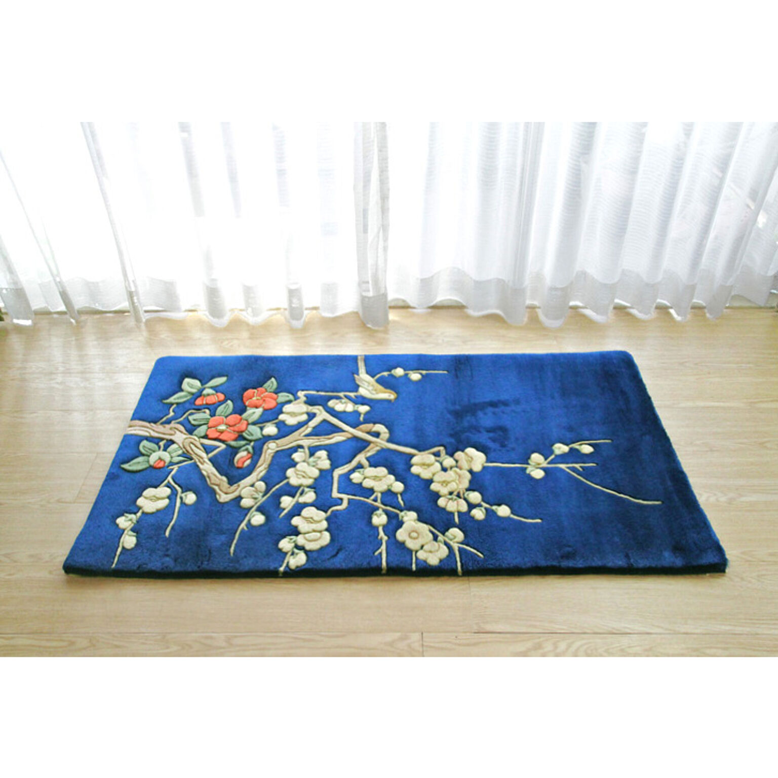 高級手織りウール緞通　梅花小紋 69×122cm