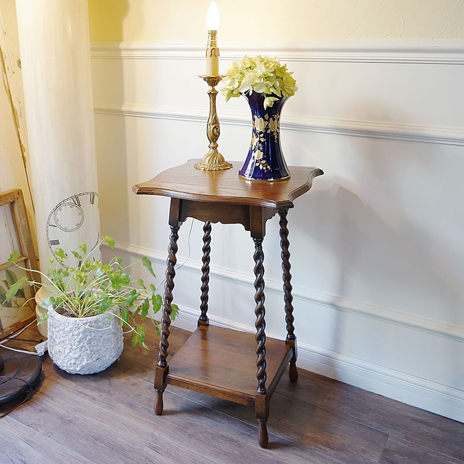 アンティーク家具調 花台 木製 ツイスト脚 サイドテーブル