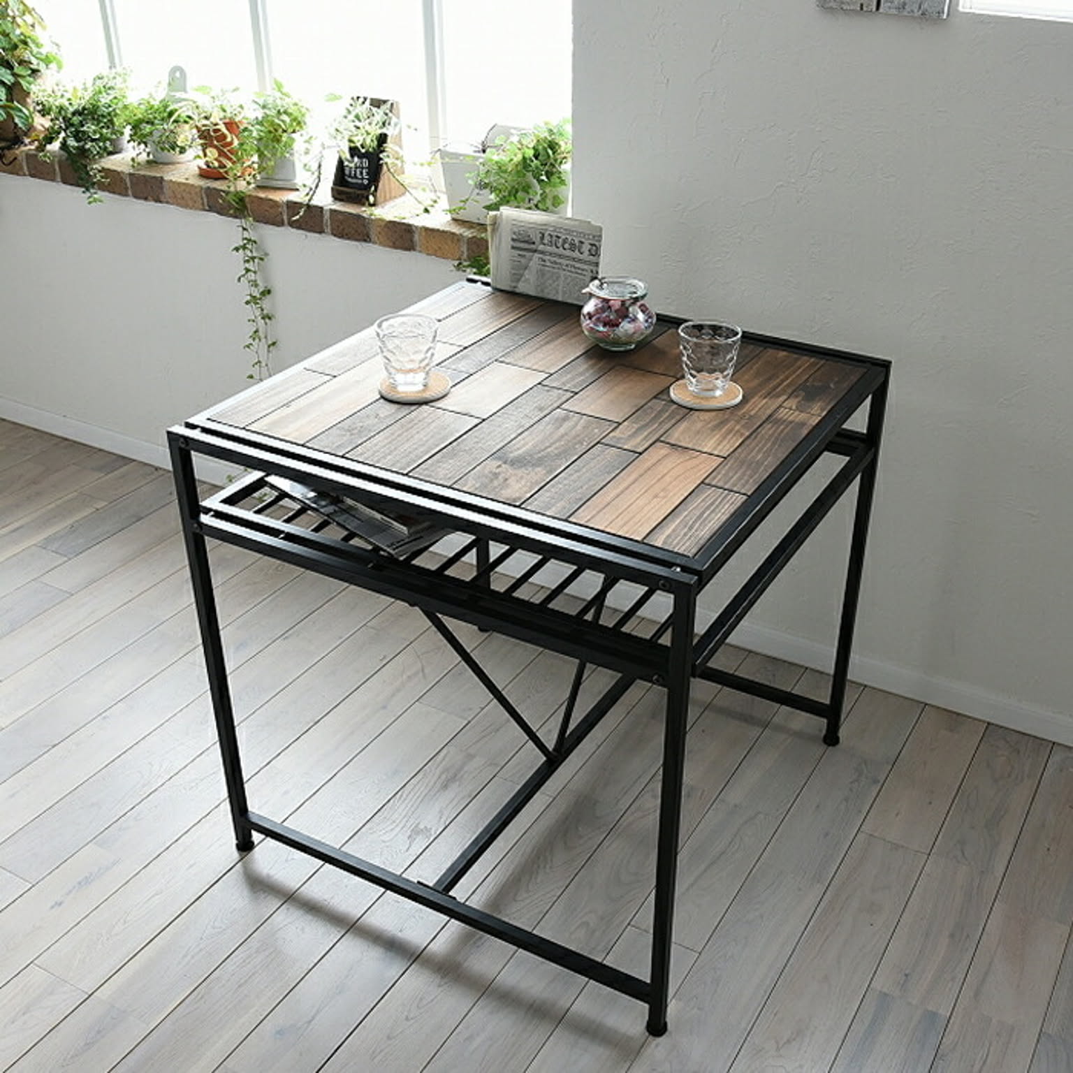 ダイニングテーブル