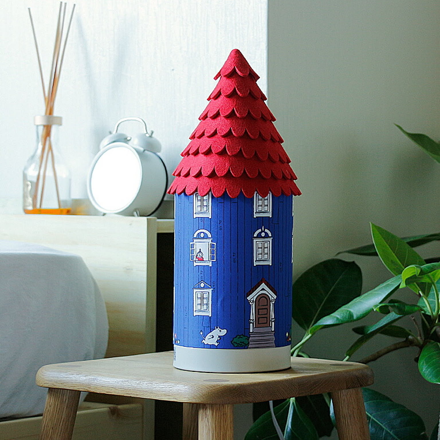 テーブルランプ　Moomin House RED