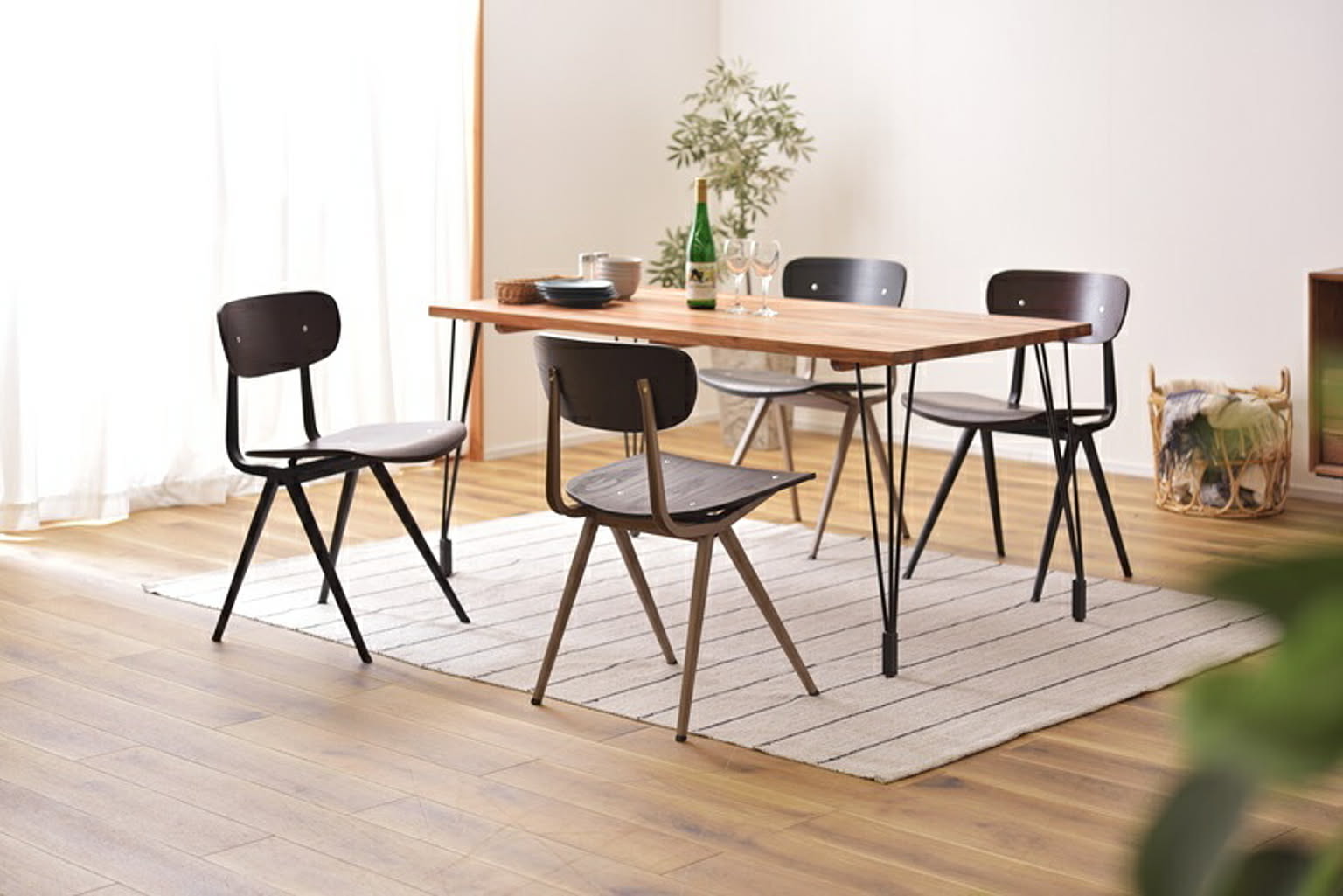 ダイニングチェア