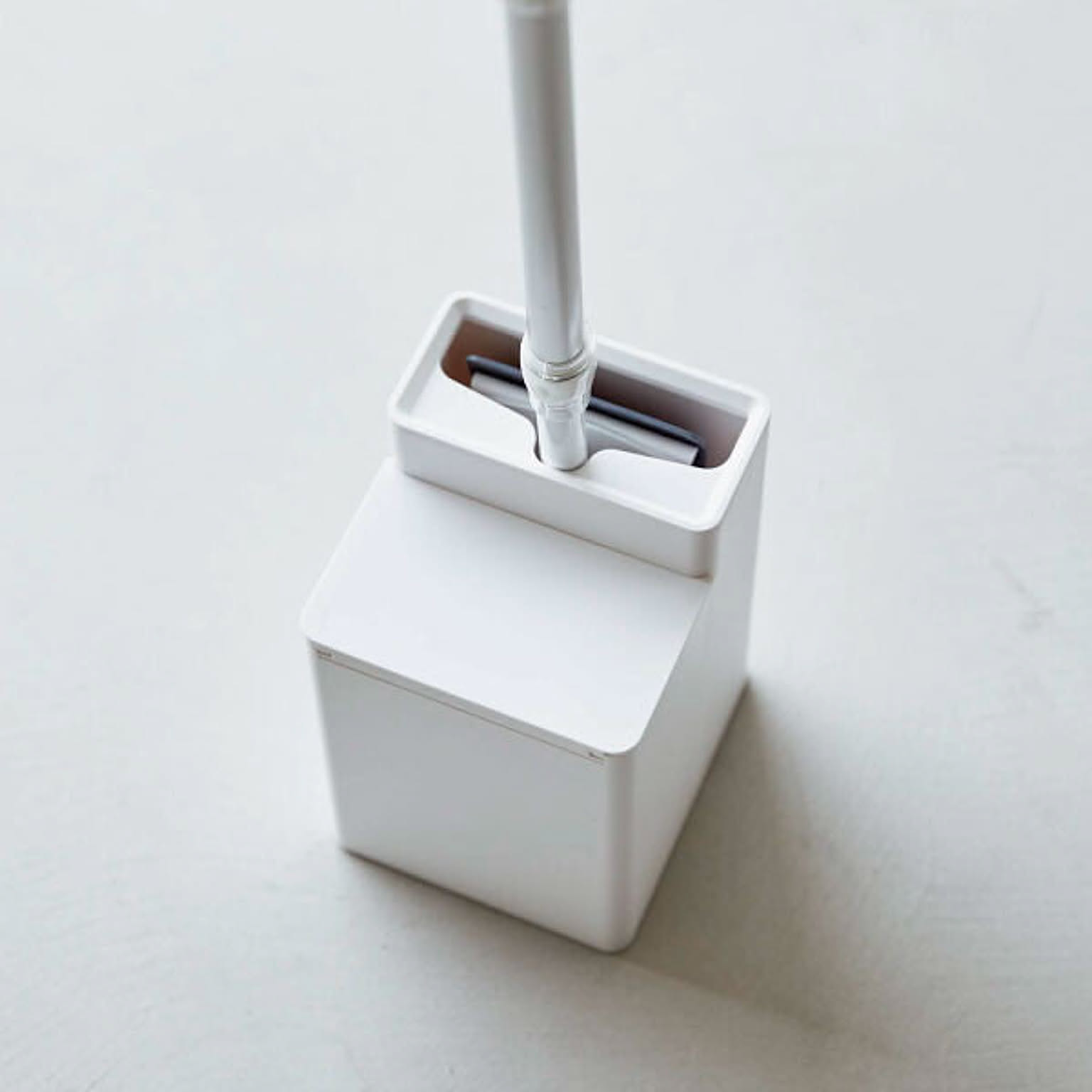 トイレ掃除用品