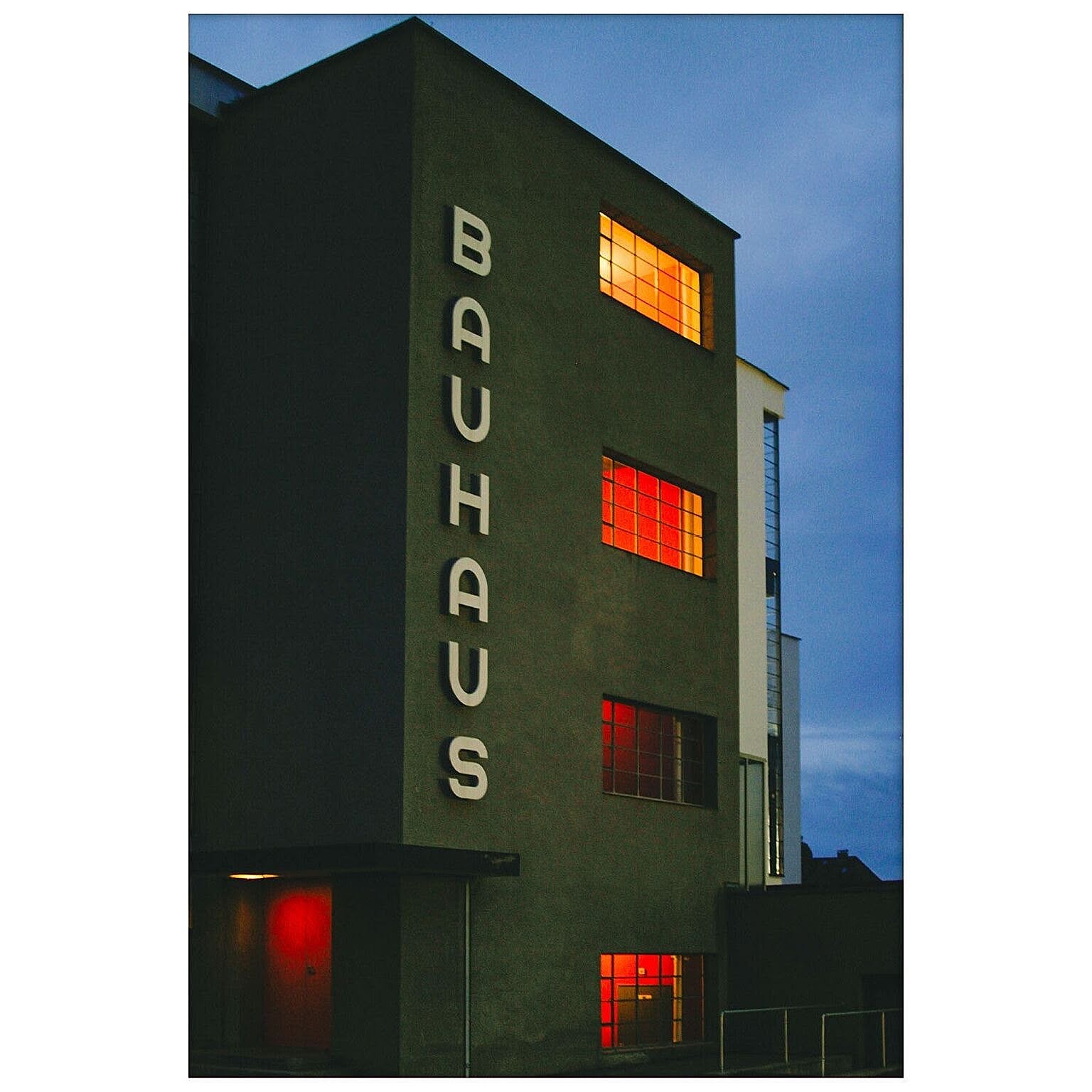 【Bauhaus Japan】Bauhaus building/アートポスター/モダンポスター/バウハウスポスター