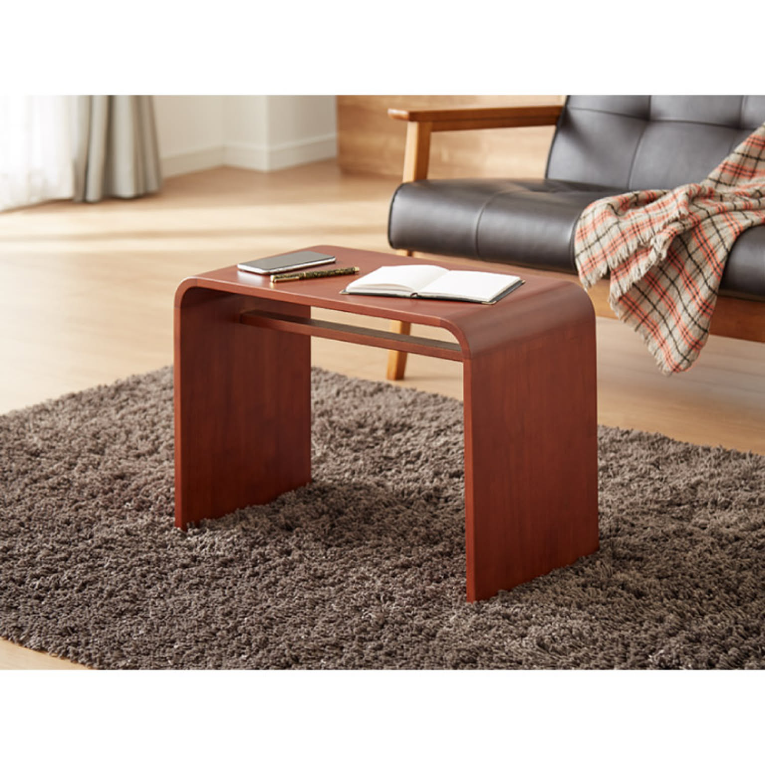 サイドテーブル・ナイトテーブル