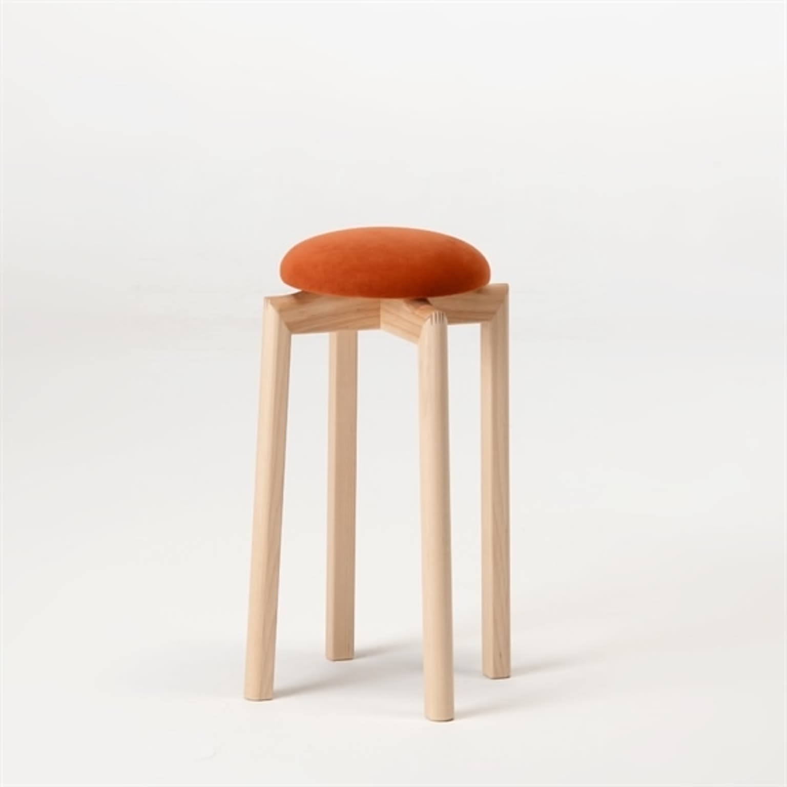 マッシュルームスツール 　高さ50～65センチ　ナチュラル　コンパクト