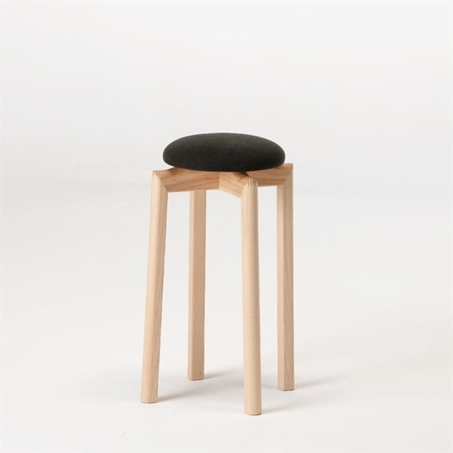 マッシュルームスツール 　高さ50～65センチ　ナチュラル　コンパクト