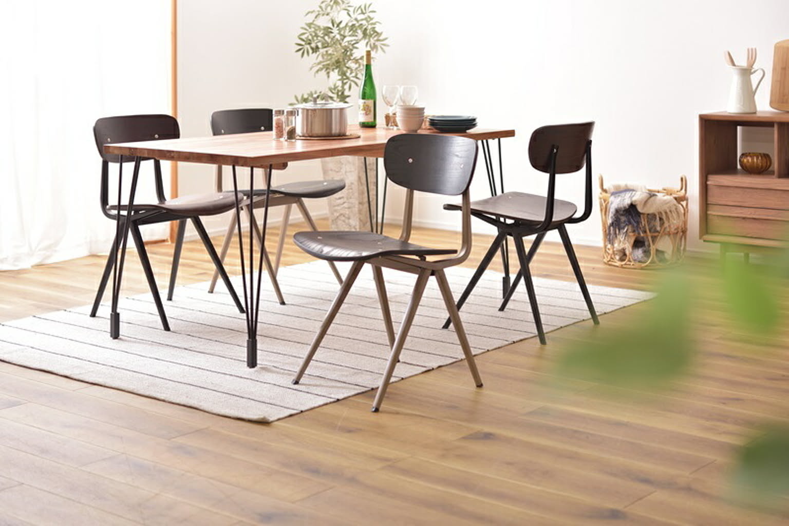 ダイニングチェア