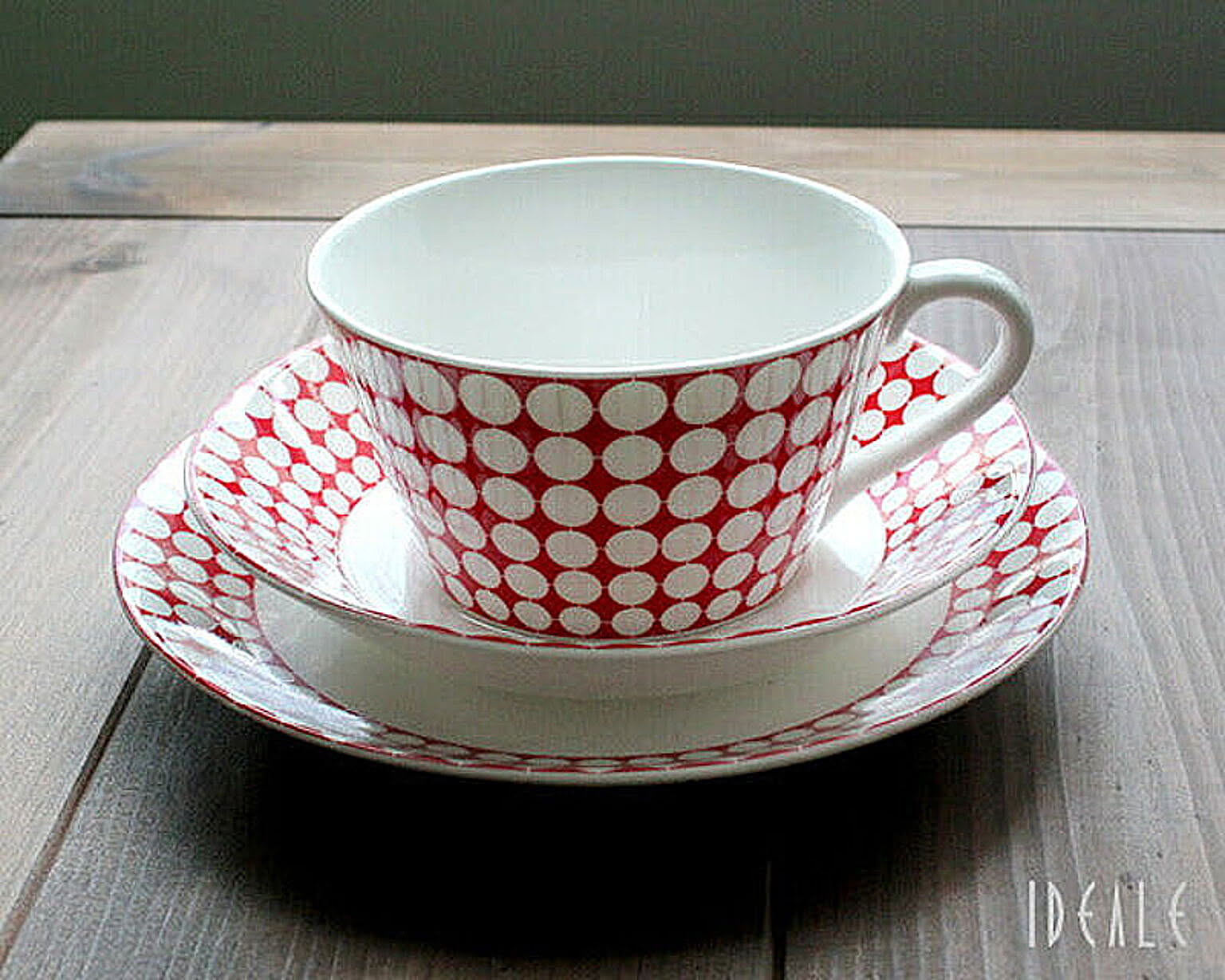カップ＆ソーサー