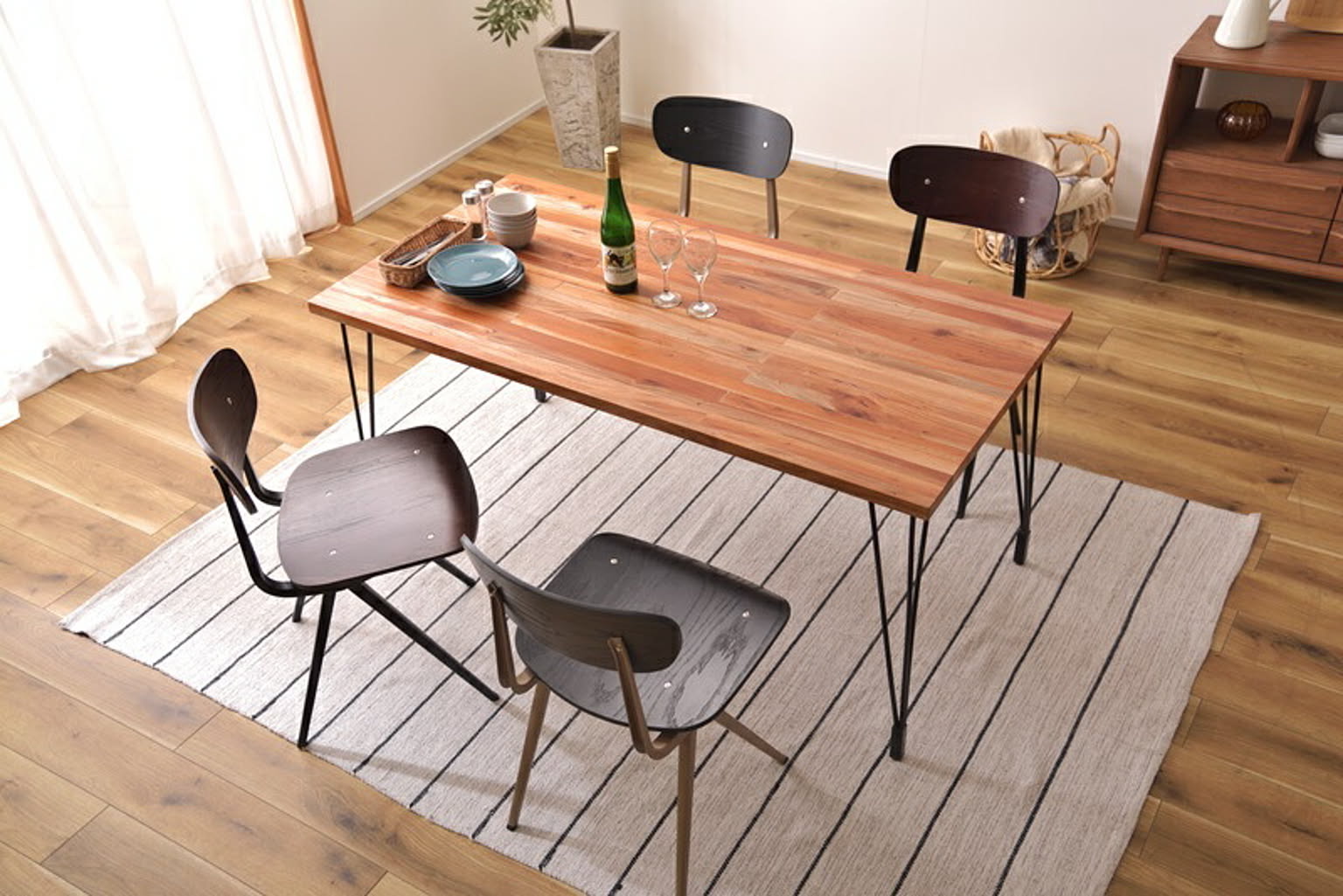 ダイニングチェア