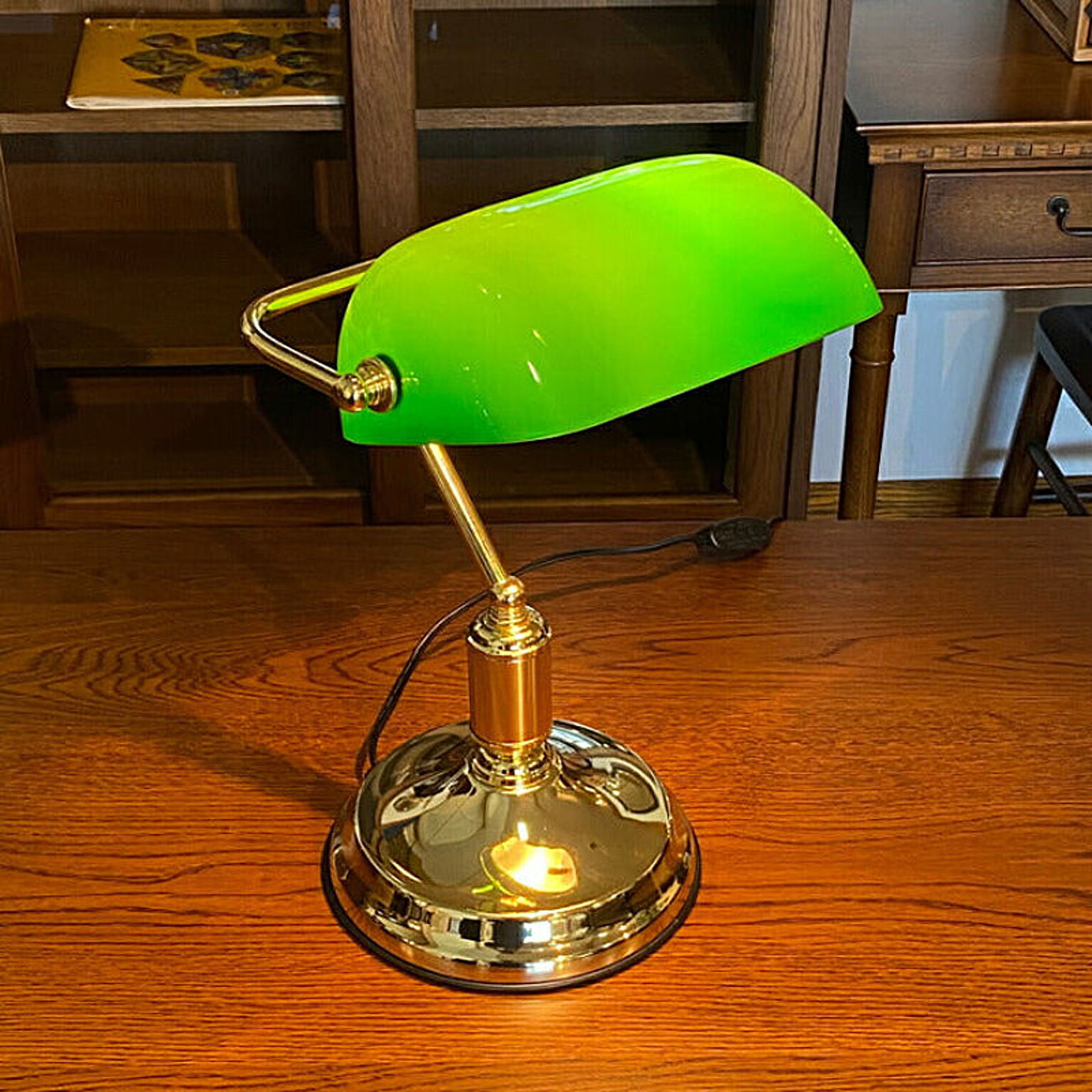 デスクランプ 照明 ランプ デスク用ランプ アンティーク調 バンカーズランプ グリーン 緑 おしゃれ シンプル スタンド式 モダン 間接照明  贈り物【送料無料】デスクランプ