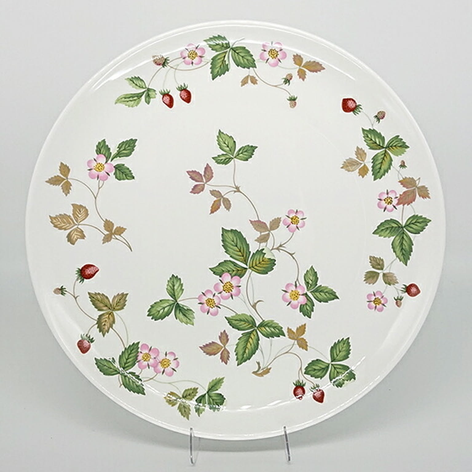 ウェッジウッド　ワイルド ストロベリー カジュアル　クーププレート23cm　Wedgwood　イギリス　洋食器　ブランド