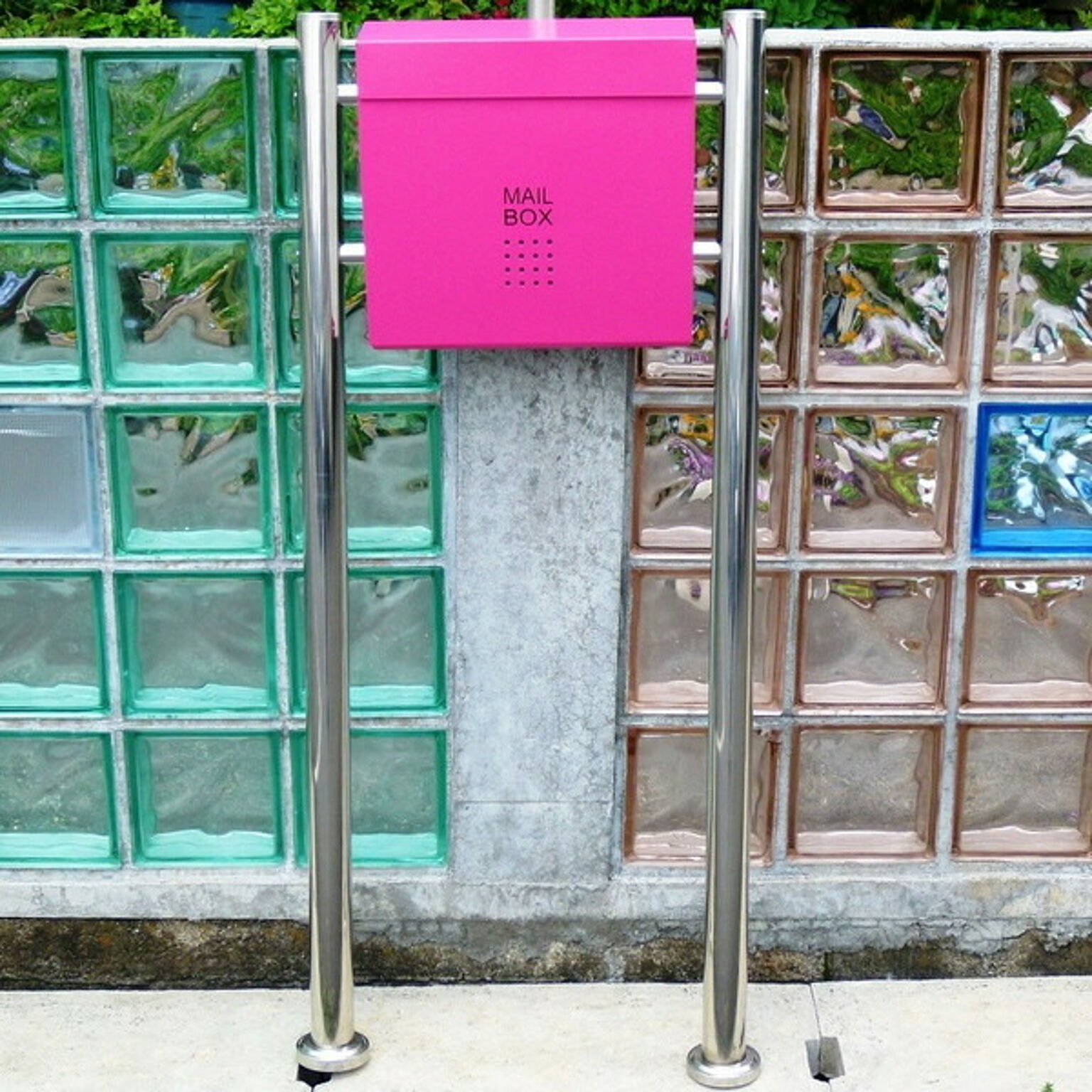 郵便ポスト郵便受けメールボックス大型メール便スタンドタイプ型マグネット付きピンク色ポスト(pink)