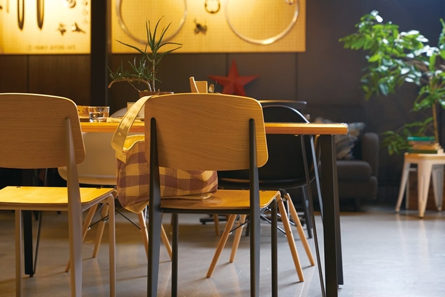 ダイニングチェア