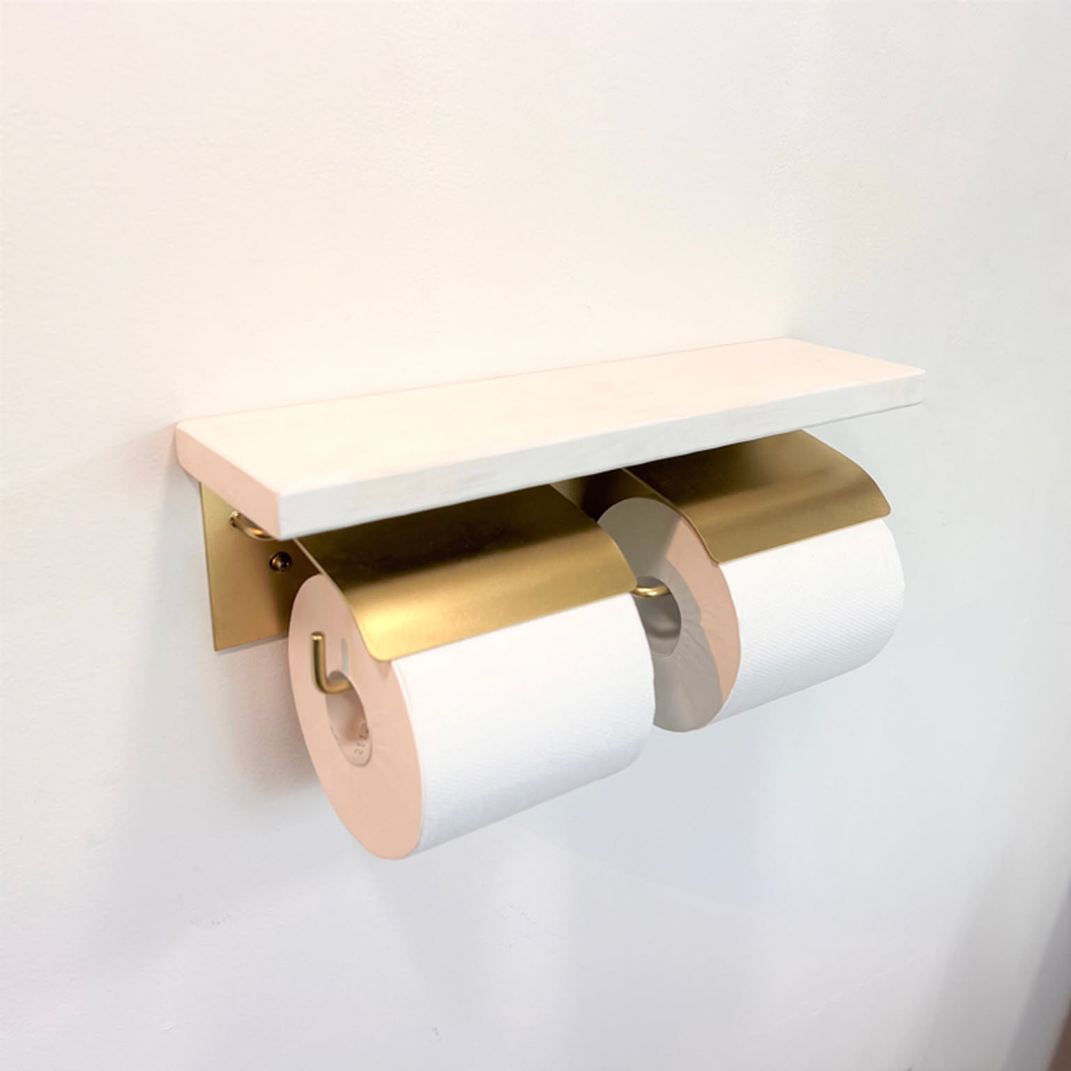 トイレットペーパーホルダー