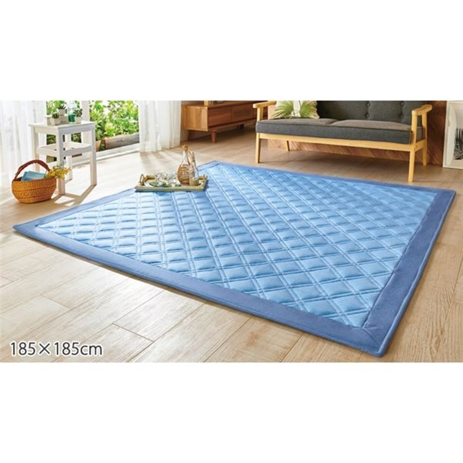 超冷感 キルトカーペット/ラグマット 【約185×185cm ブルー】 正方形 洗える 抗菌 防臭 防滑 〔リビング ダイニング〕