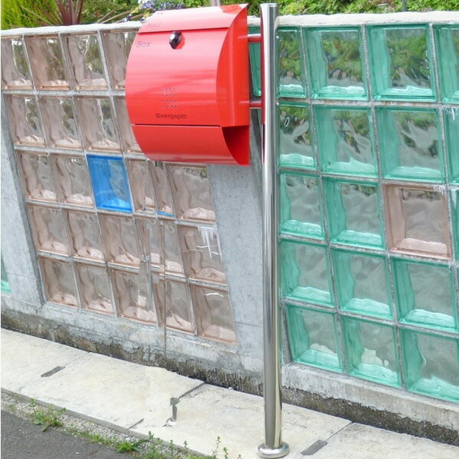 ポスト