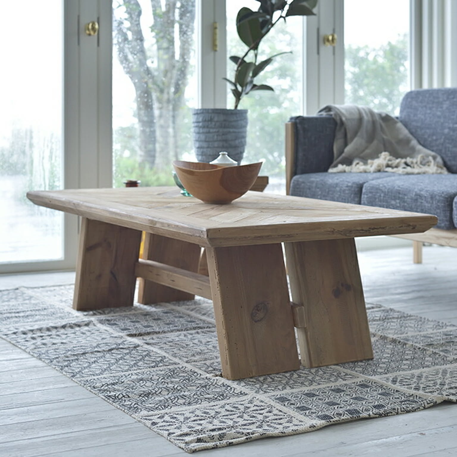 センターテーブル・ローテーブル