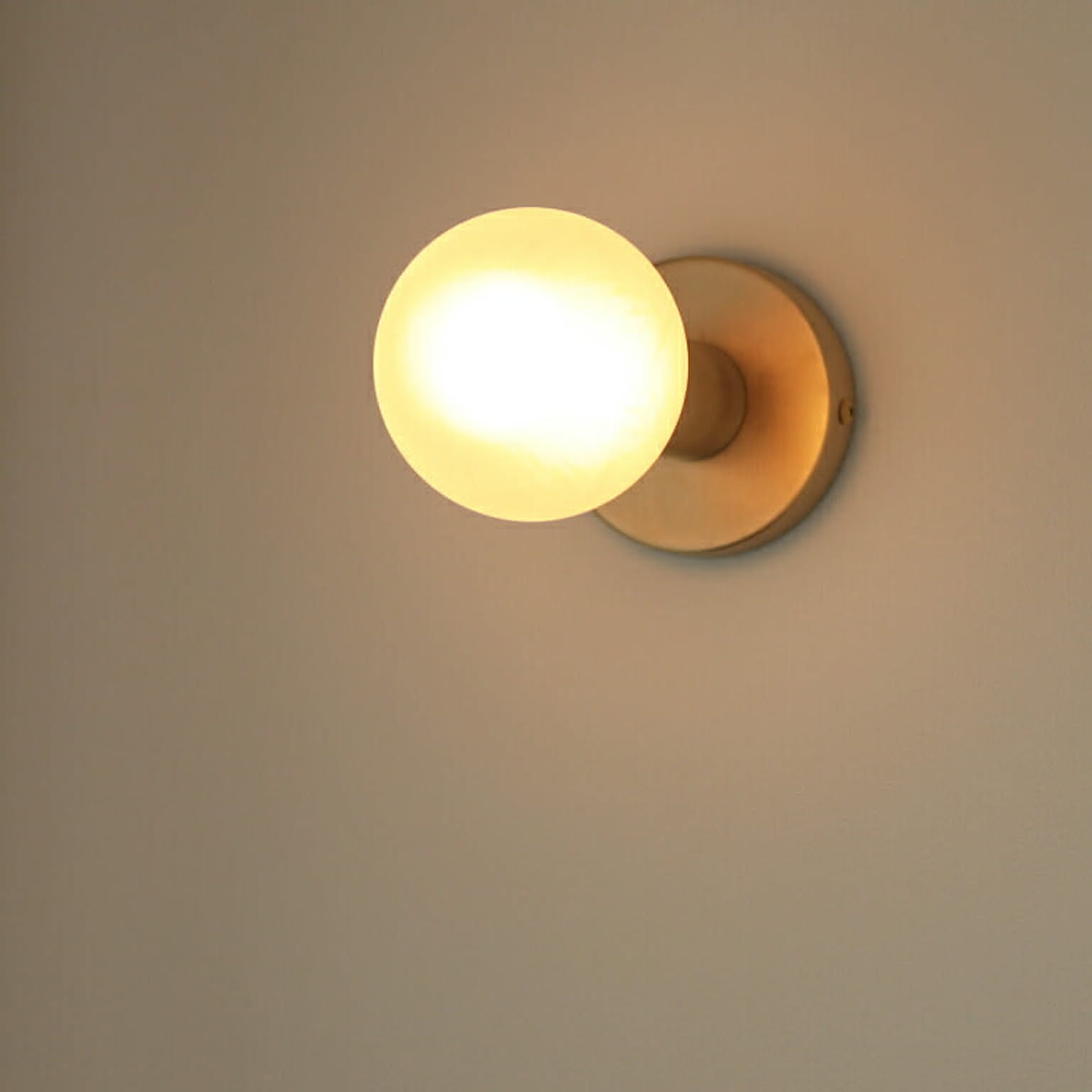 壁掛け照明・ブラケットライト