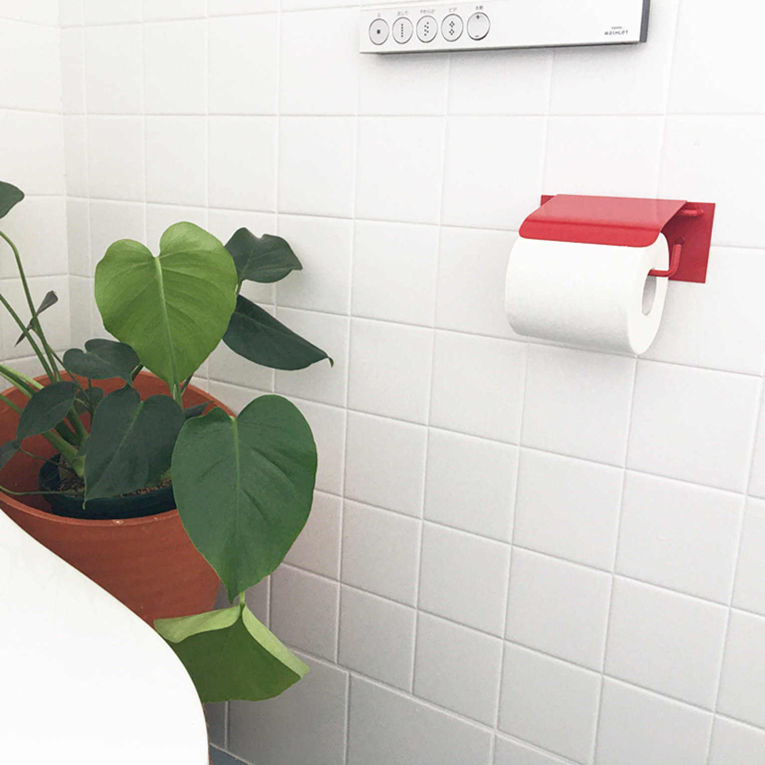 トイレットペーパーホルダー