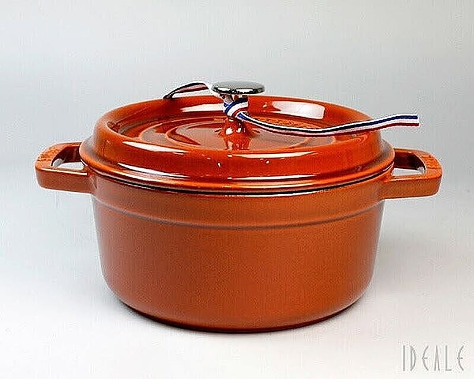 よろしくお願いします♪ストウブ　staub ココットラウンド22センチ　シナモン