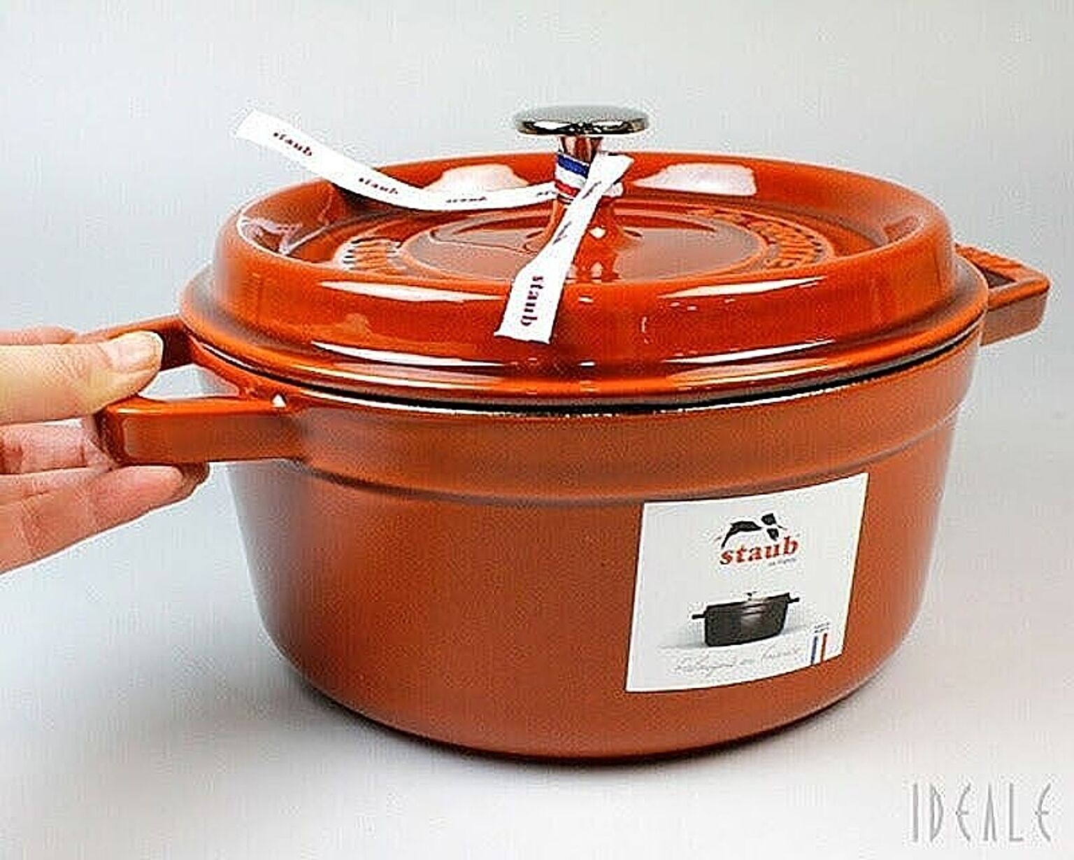 staub ストウブ ココット ラウンド 22cm シナモン 806 両手鍋 - 通販