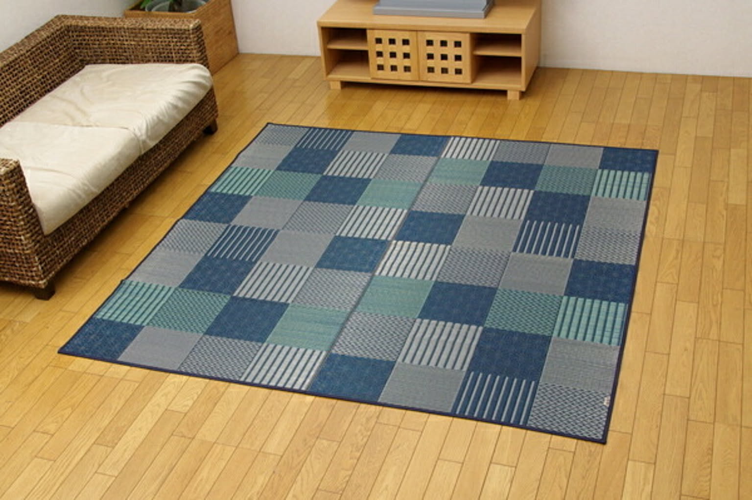 純国産 袋織 い草ラグカーペット 『ＤＸ京刺子』 ブルー 約191×191cm（裏:不織布）【ブルー】 