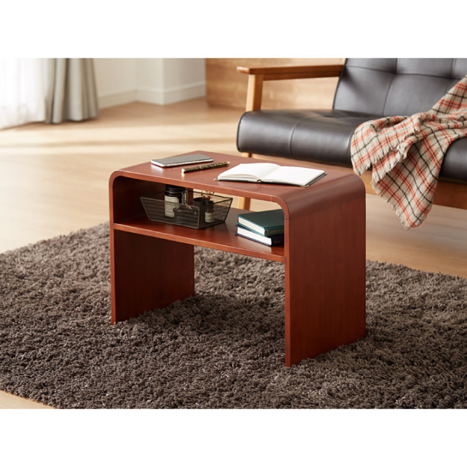 サイドテーブル・ナイトテーブル