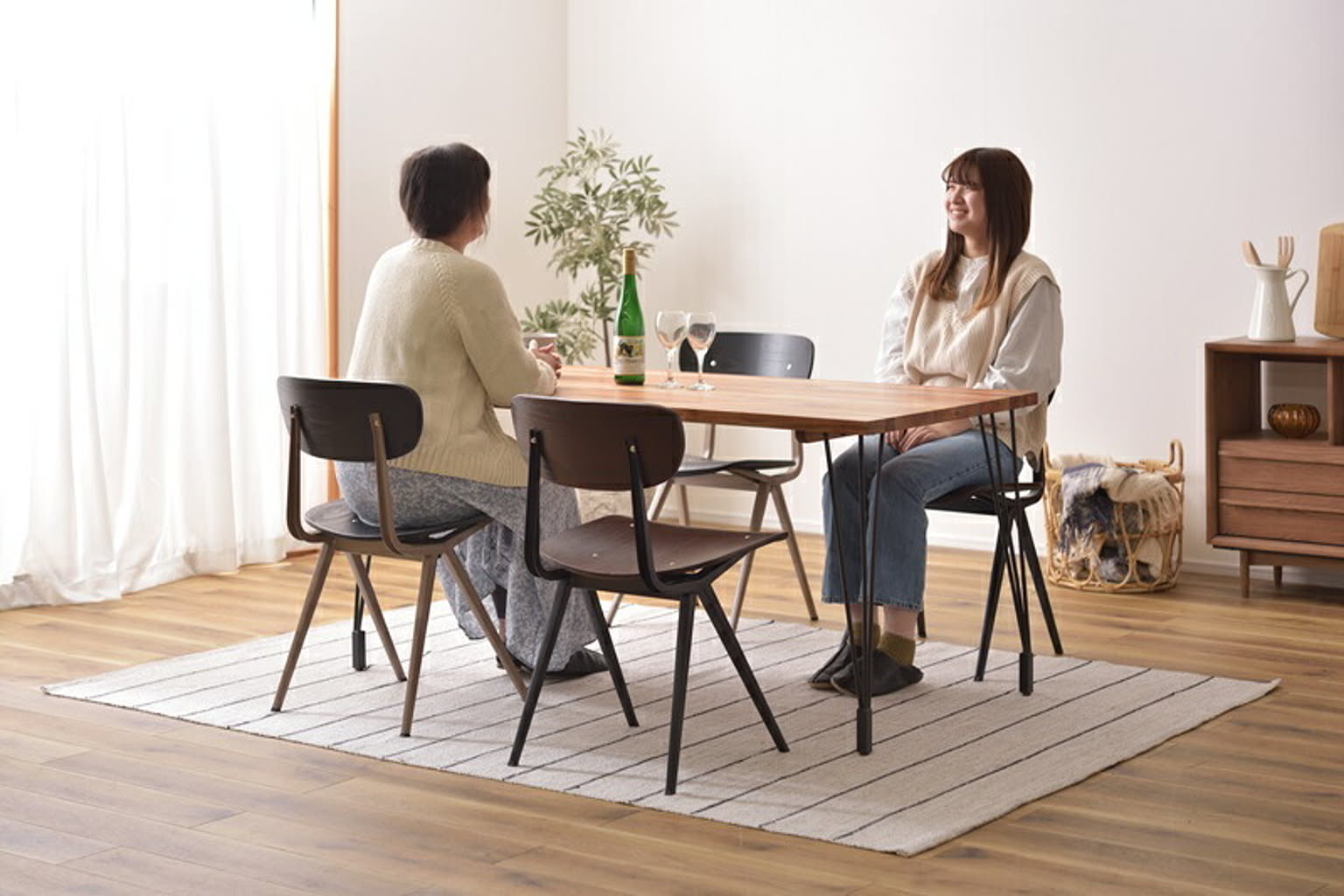 ダイニングチェア