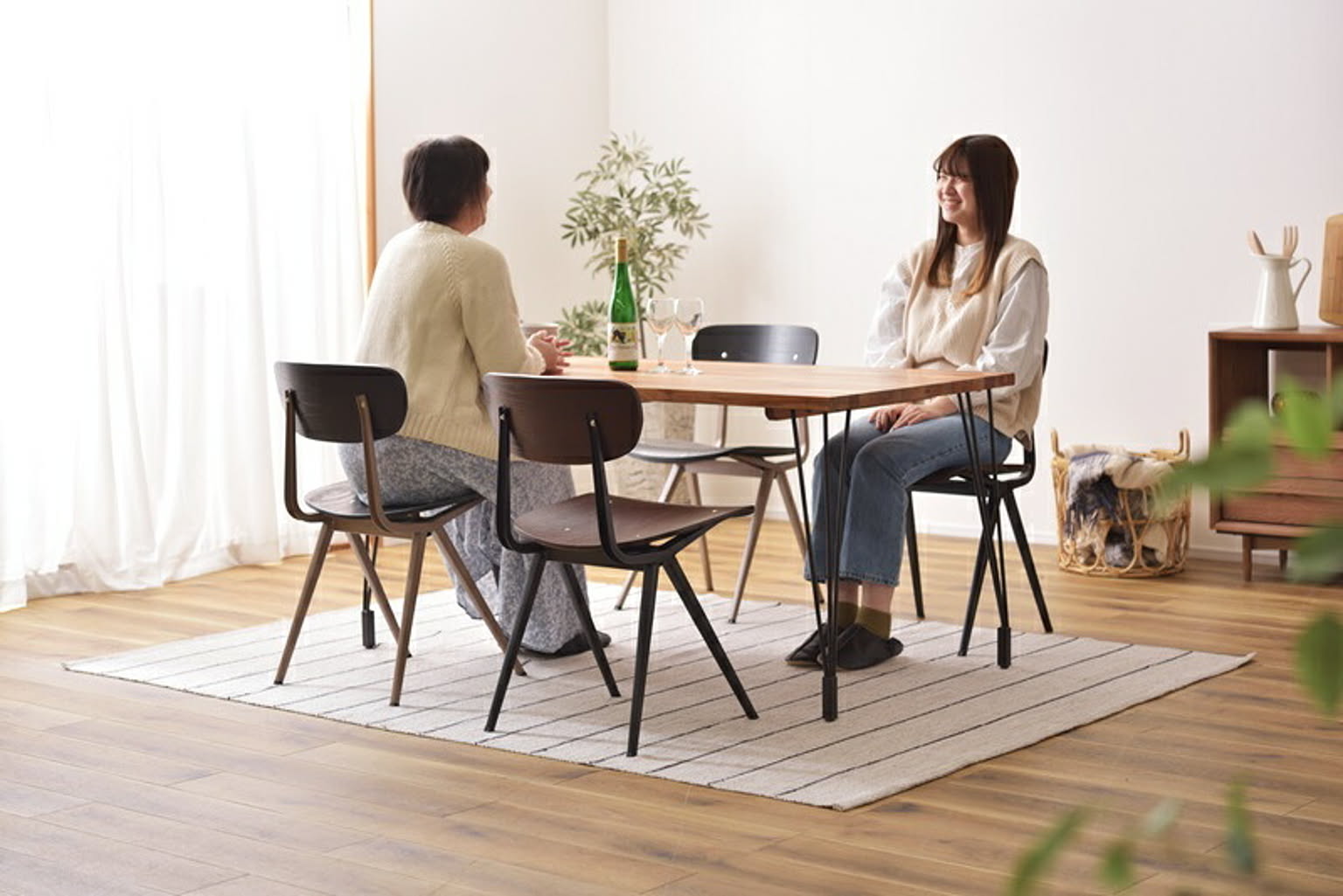 ダイニングチェア