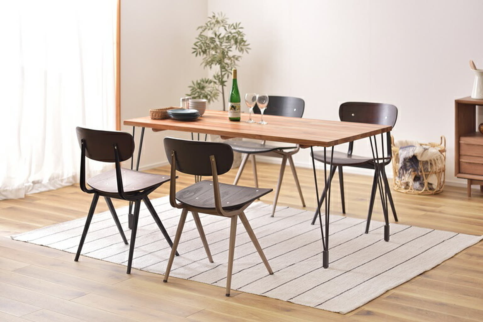 ダイニングチェア