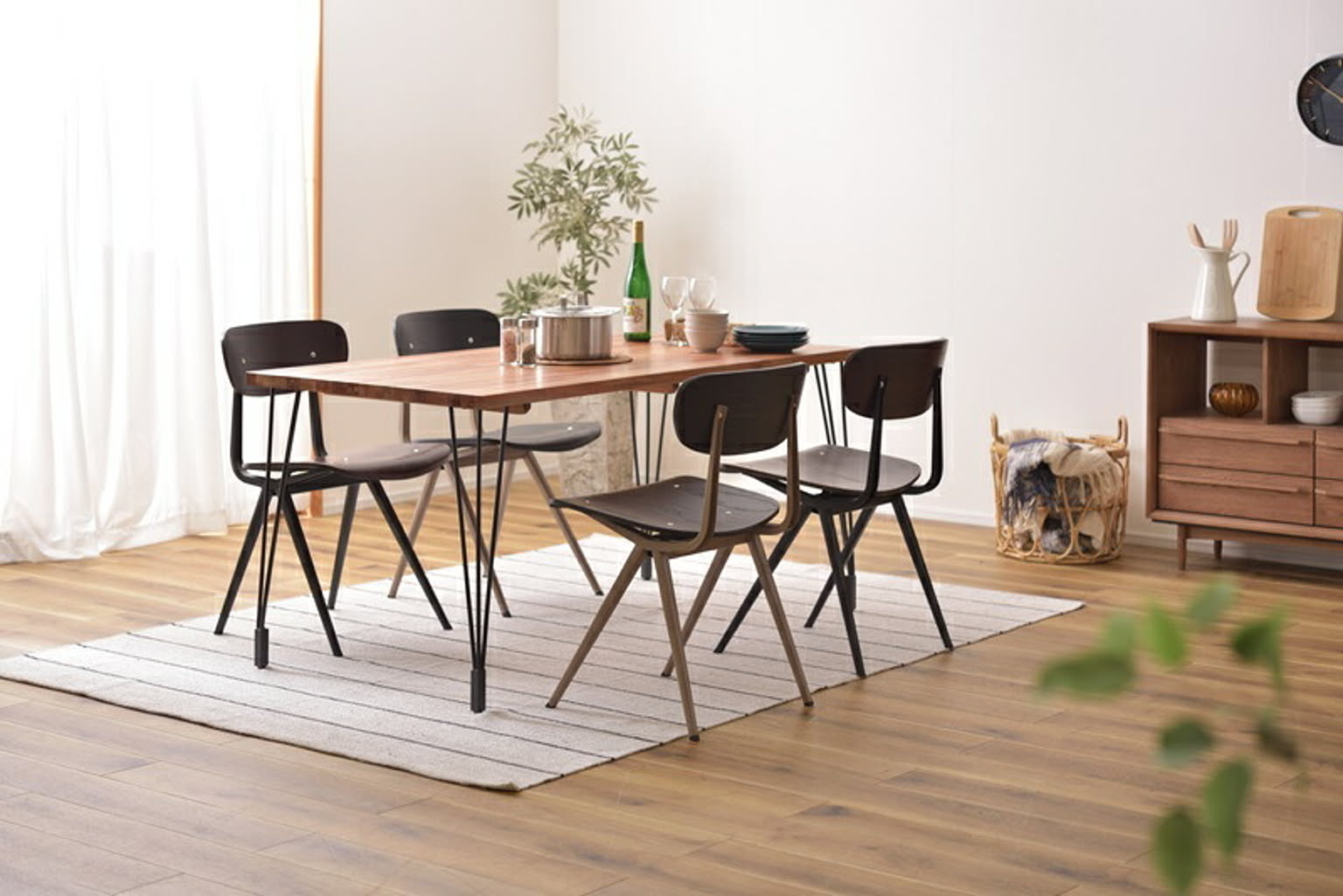 ダイニングチェア